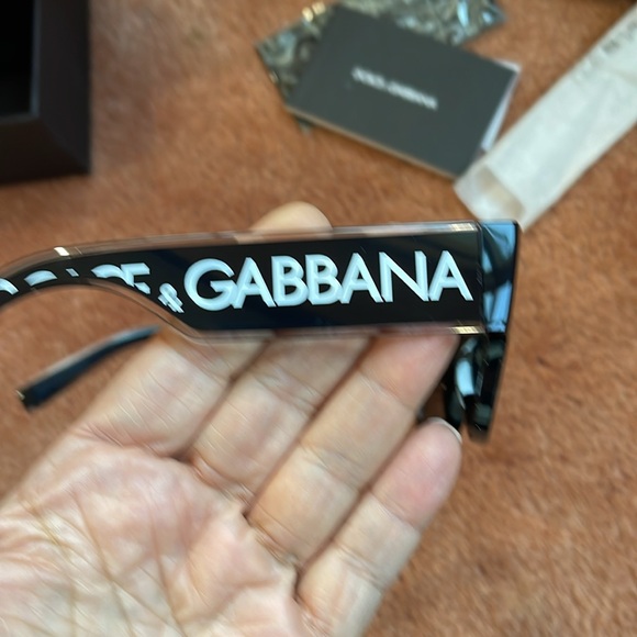 DOLCE & GABBANA  black sunglasses new/case /box.100% Authentic - Picture 11 of 14